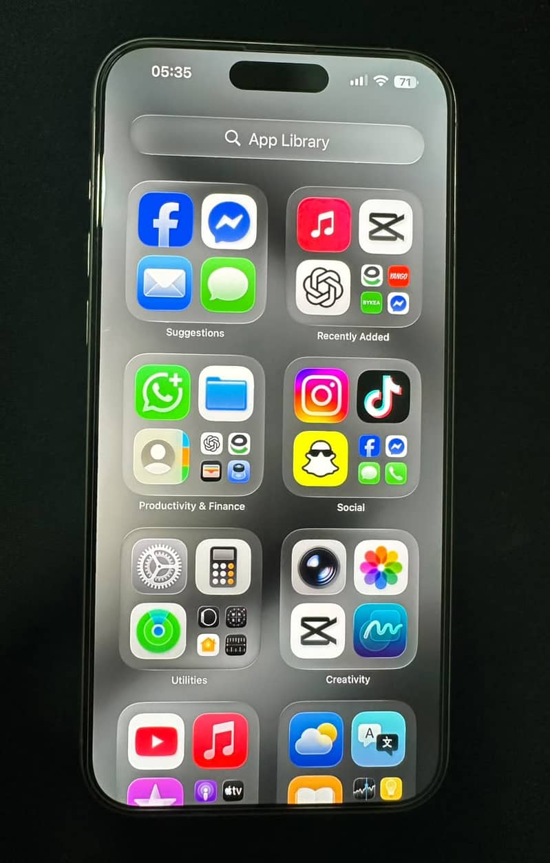 Apple iPhone 15 Pro Max 1