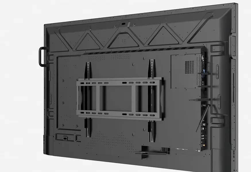 Maverik Interactive Flat panel 1
