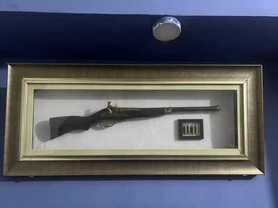 wooden wall hanging gun showpiece