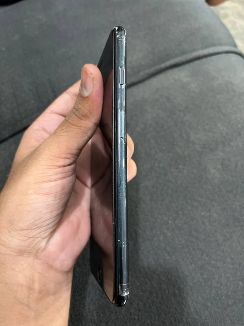 Apple iPhone 7 Plus 0
