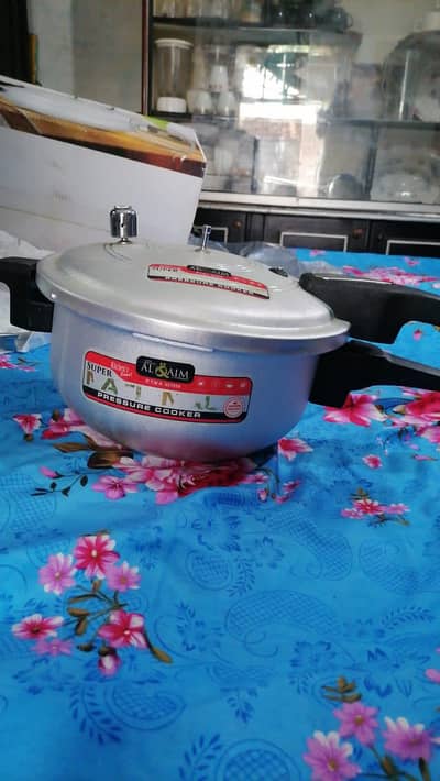 super national pressure cooker