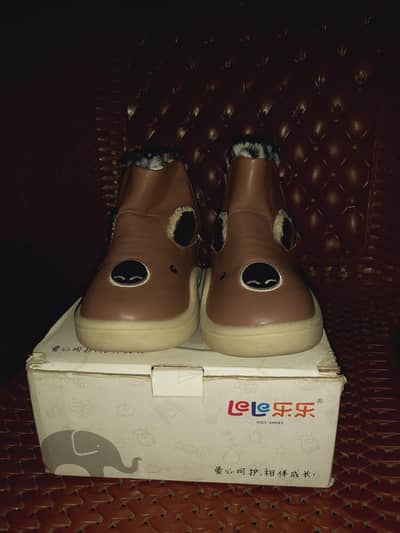 Kids shoes