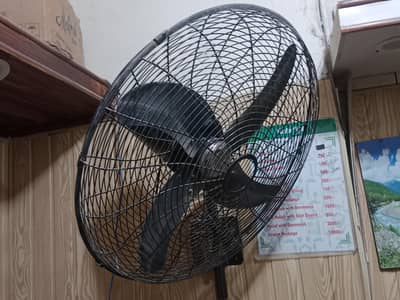Hino hall black bracket fan 24 inch