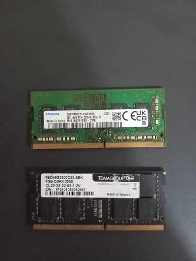Urgent sale Ram DDR4 8GB and 4GB