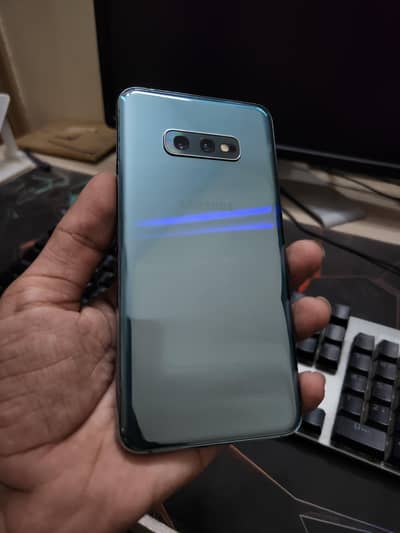 Samsung galaxy s10e pta approve mint condition