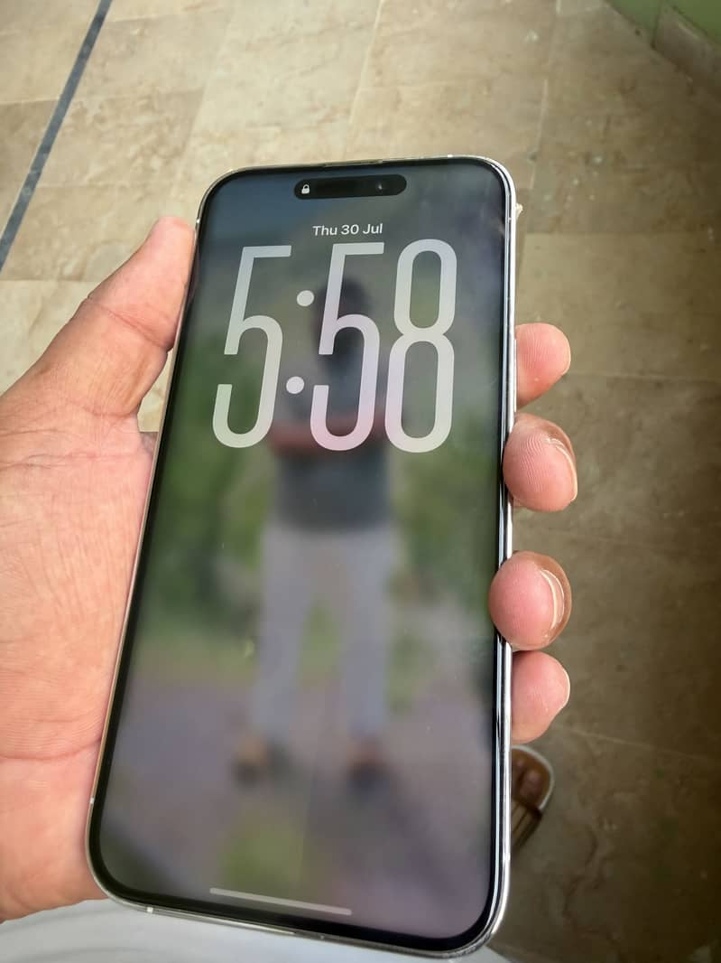 Apple iPhone 14 Pro Max 7
