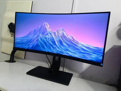 Philips 34" Curved Ultrawide 100hz USB-C Monitor