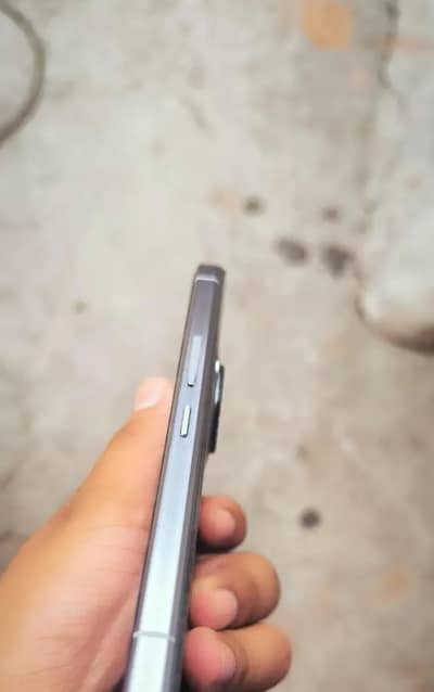 Sharp Aquos R7 official pta approved