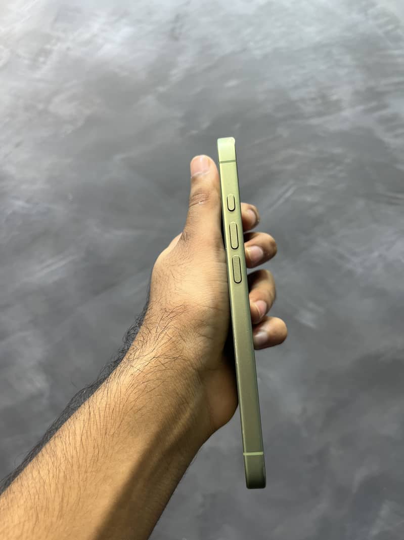 Apple iPhone 17 2