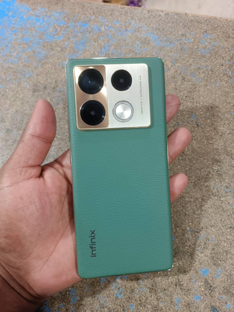 Infinix Note 40 Pro 0