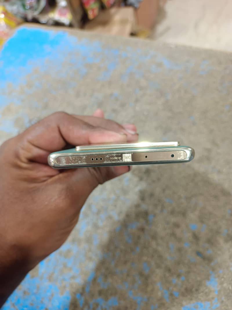Infinix Note 40 Pro 3