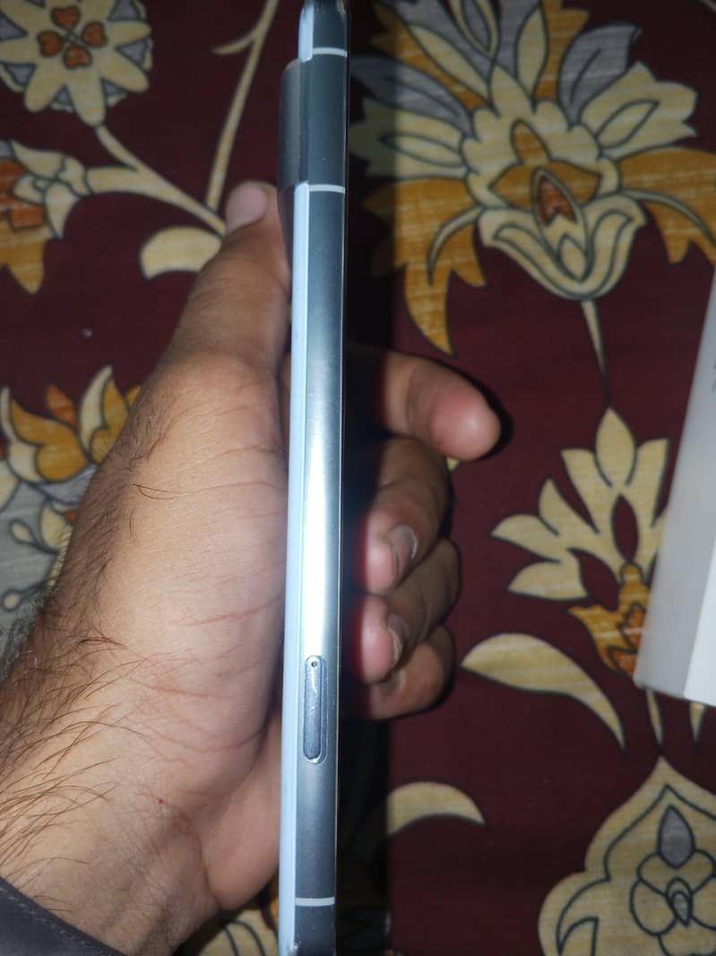 Google Pixel 8 Pro 1