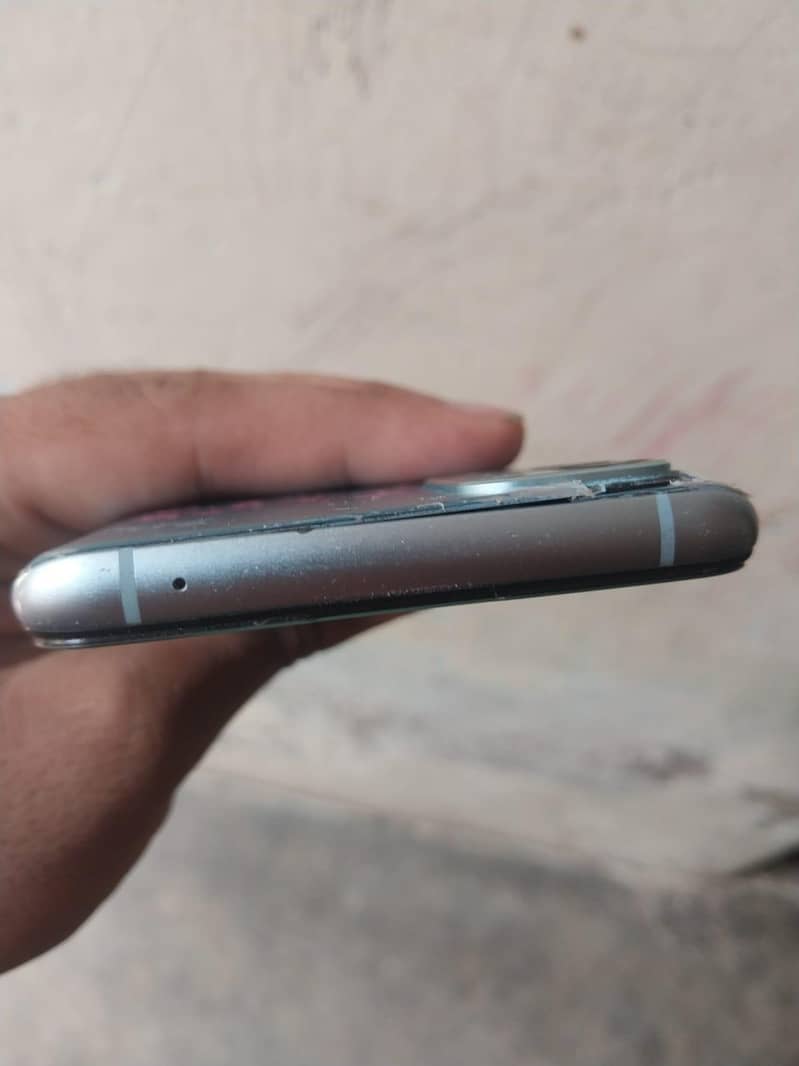 One Plus 9R 3