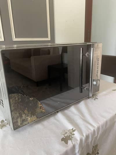 Dawlance DW-925 microwave