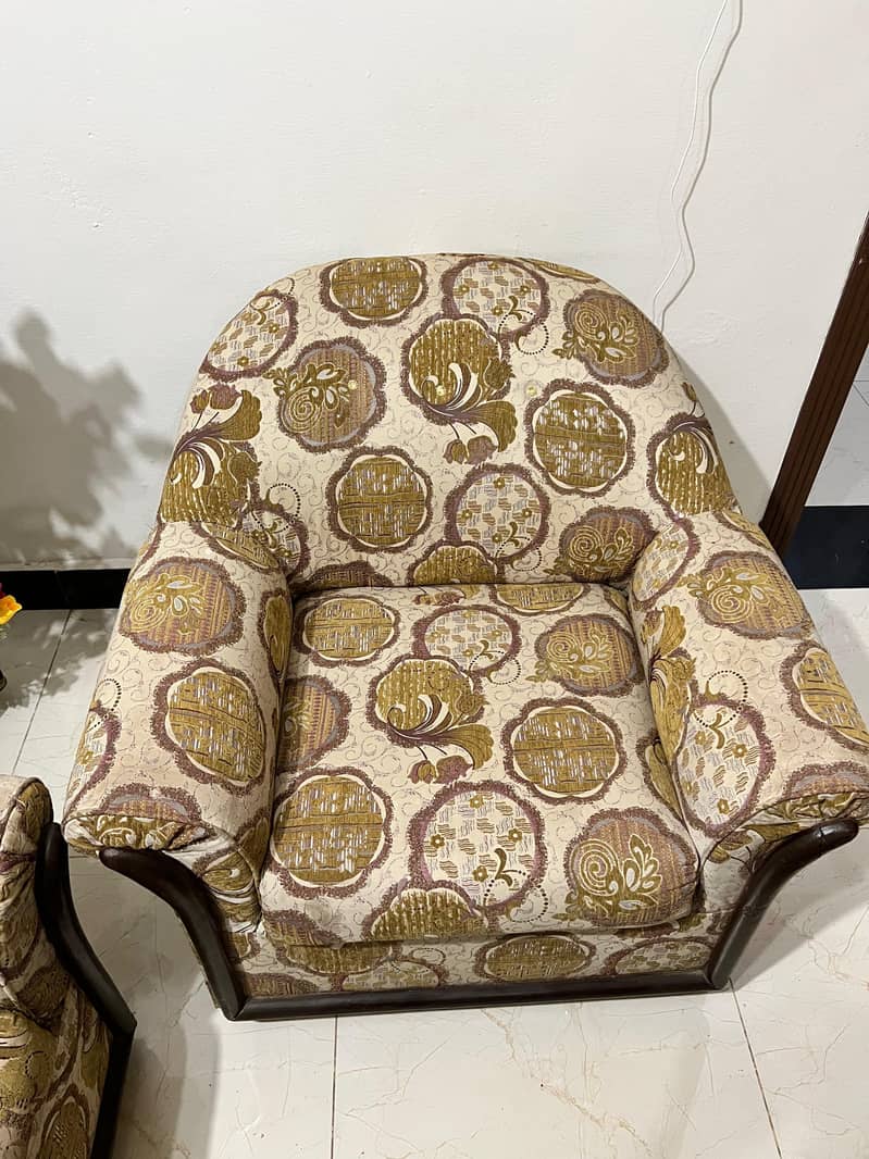 selling  sofas 1