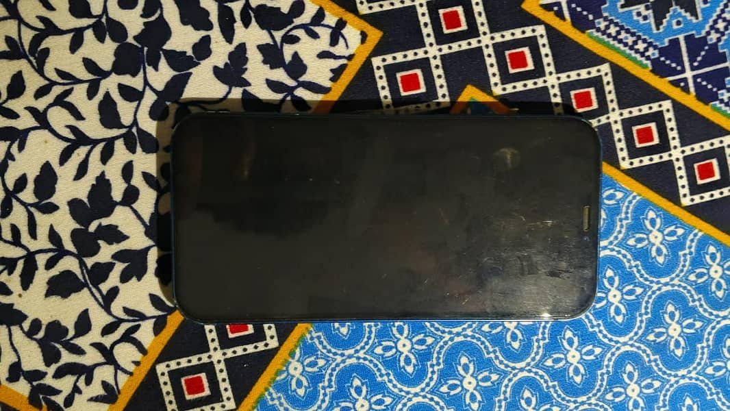Apple iPhone 12 3