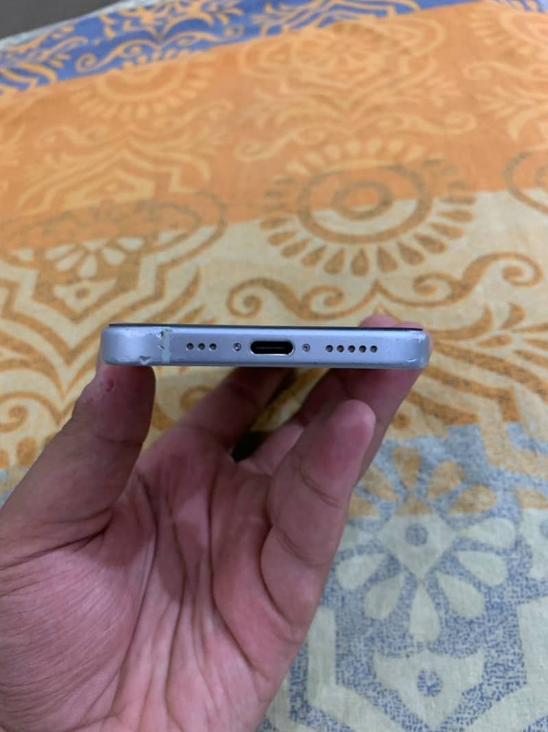 Apple iPhone 15 2