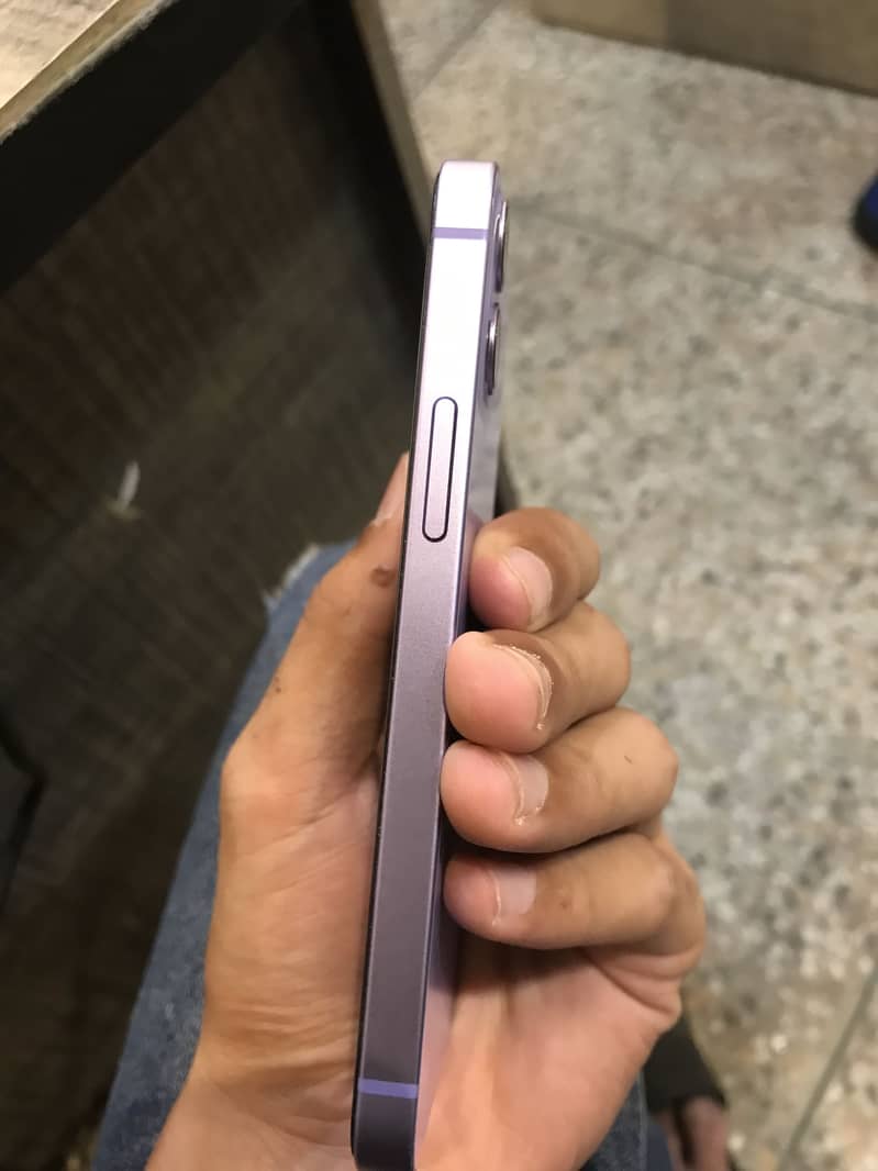 Apple iPhone 12 mini 3