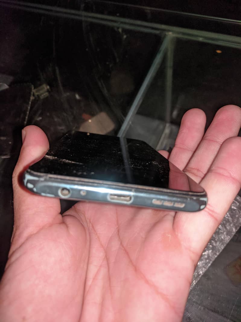 radmi note 10s 4
