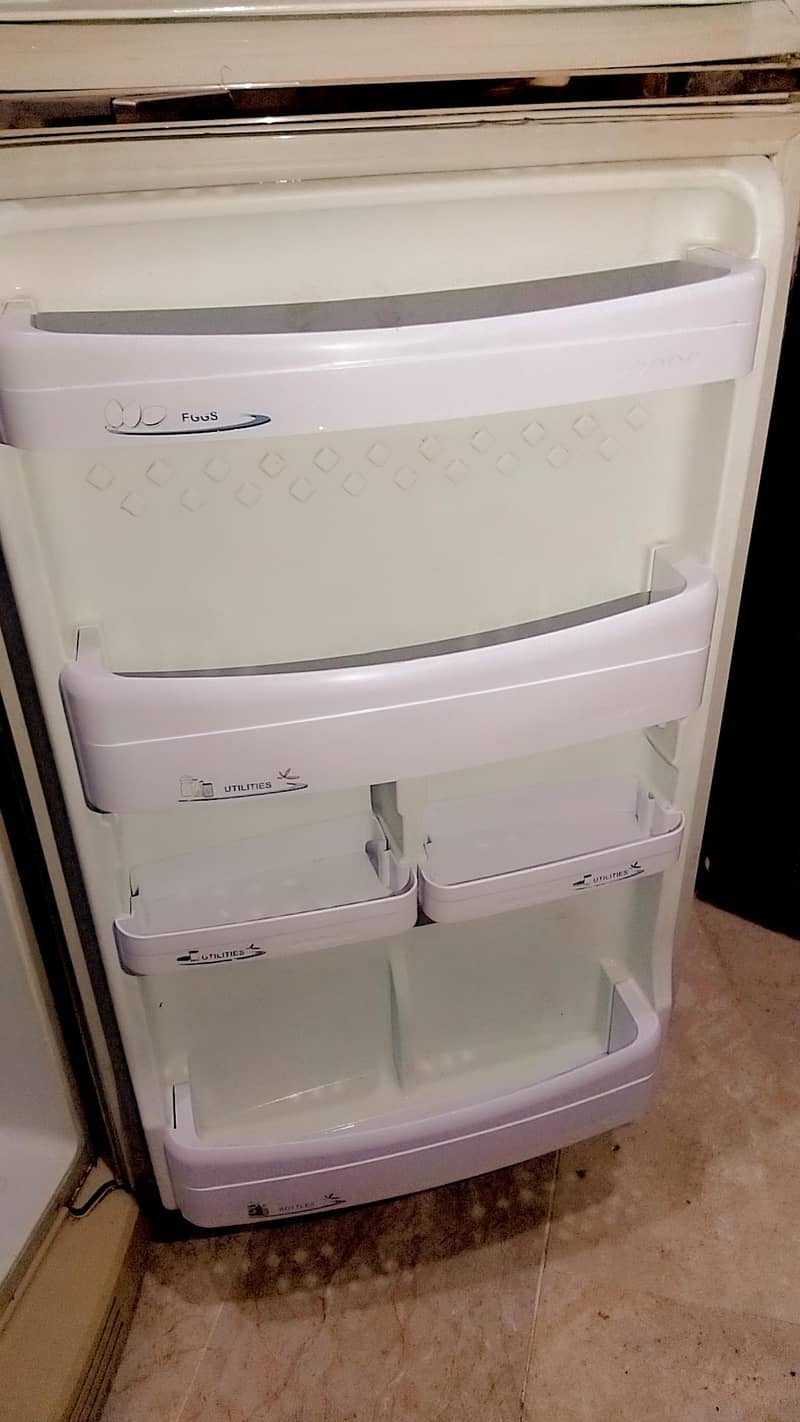 pel refrigerator 6
