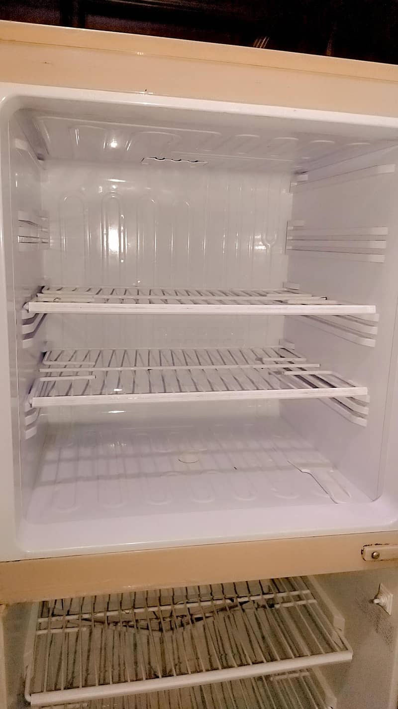 pel refrigerator 8
