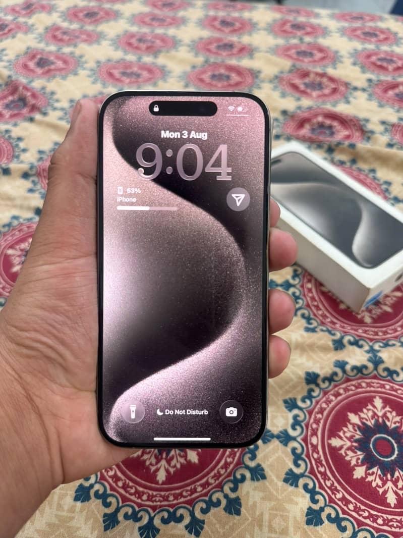 Apple iPhone 15 Pro 2