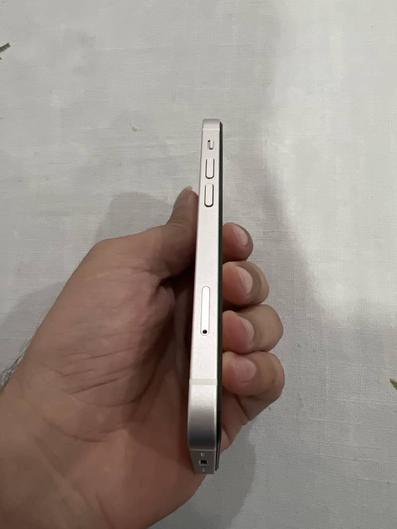 Apple iPhone 12 mini 2