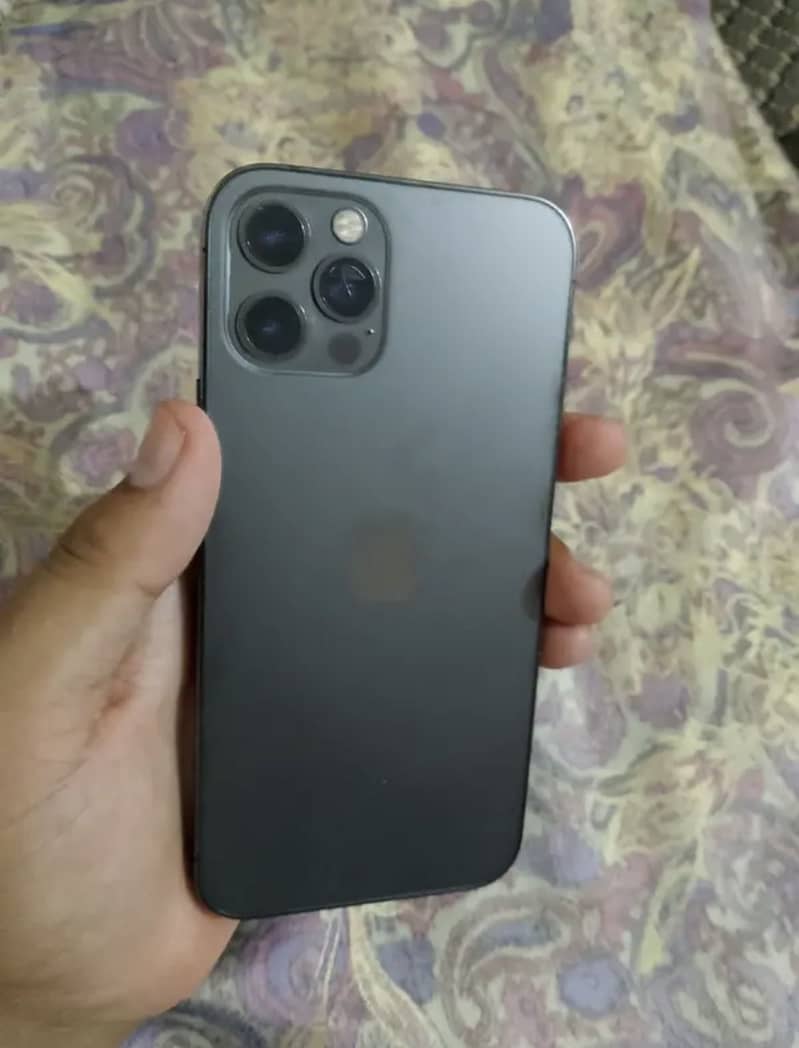 Apple iPhone 12 Pro 3