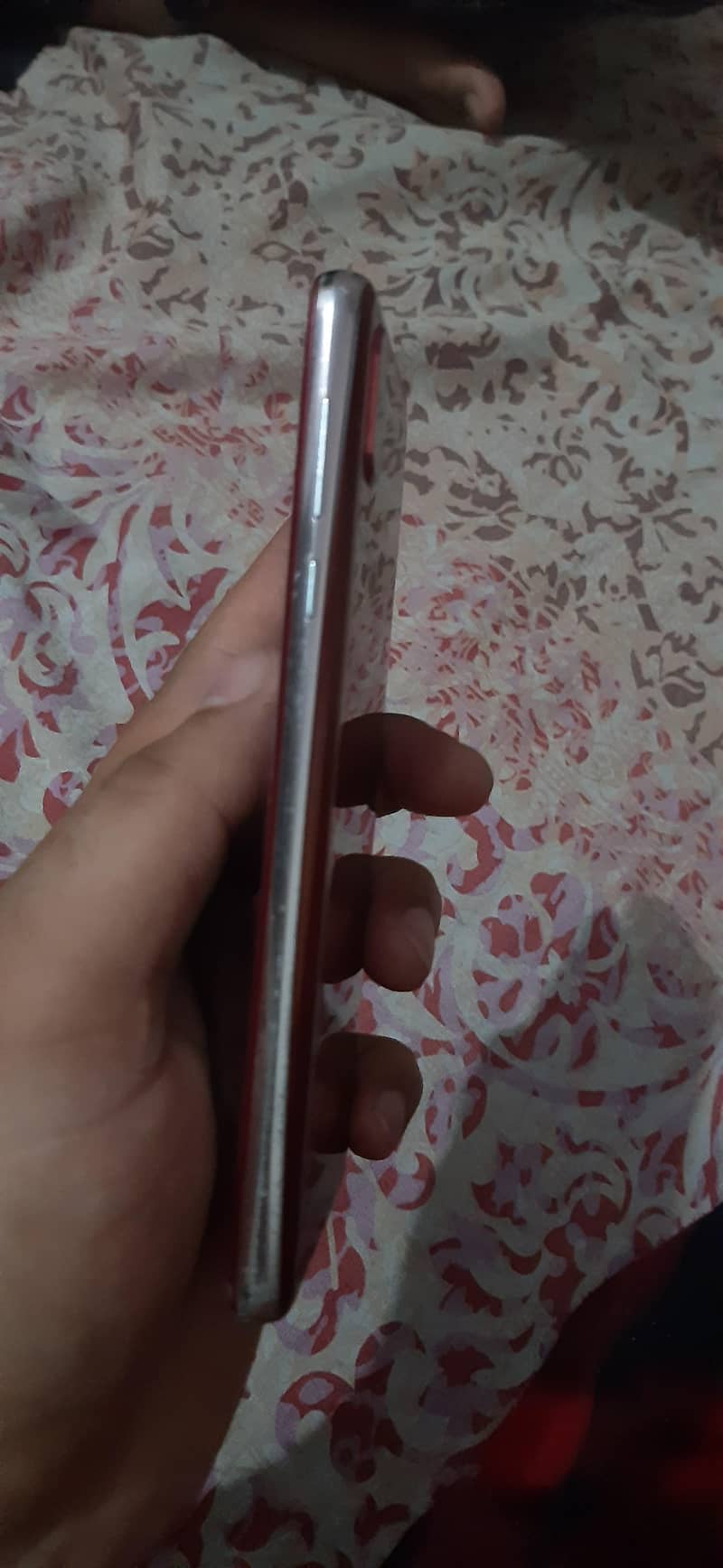 Sharp Aquos R2 3