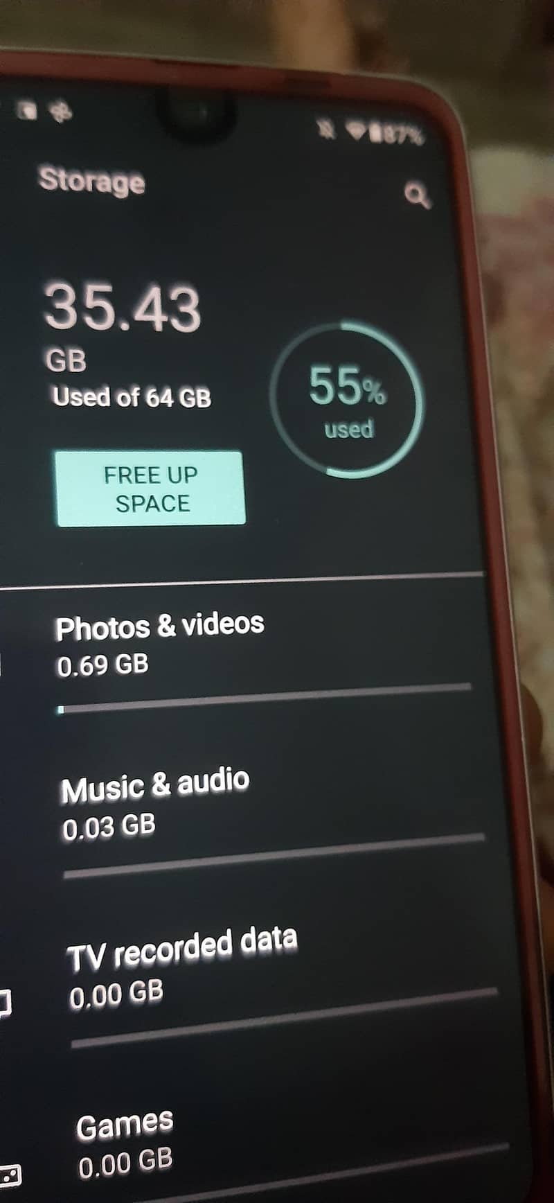 Sharp Aquos R2 4