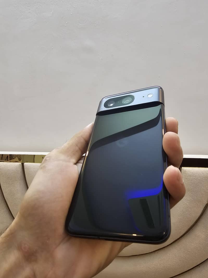 Google Pixel 8 1