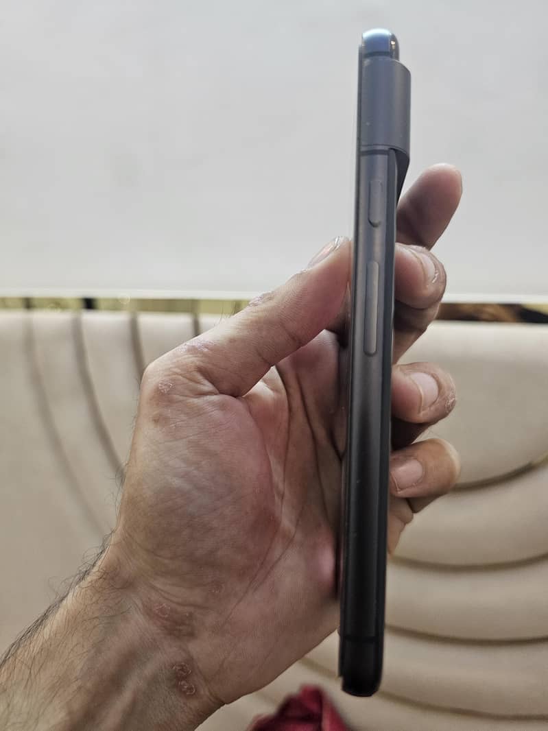 Google Pixel 8 5