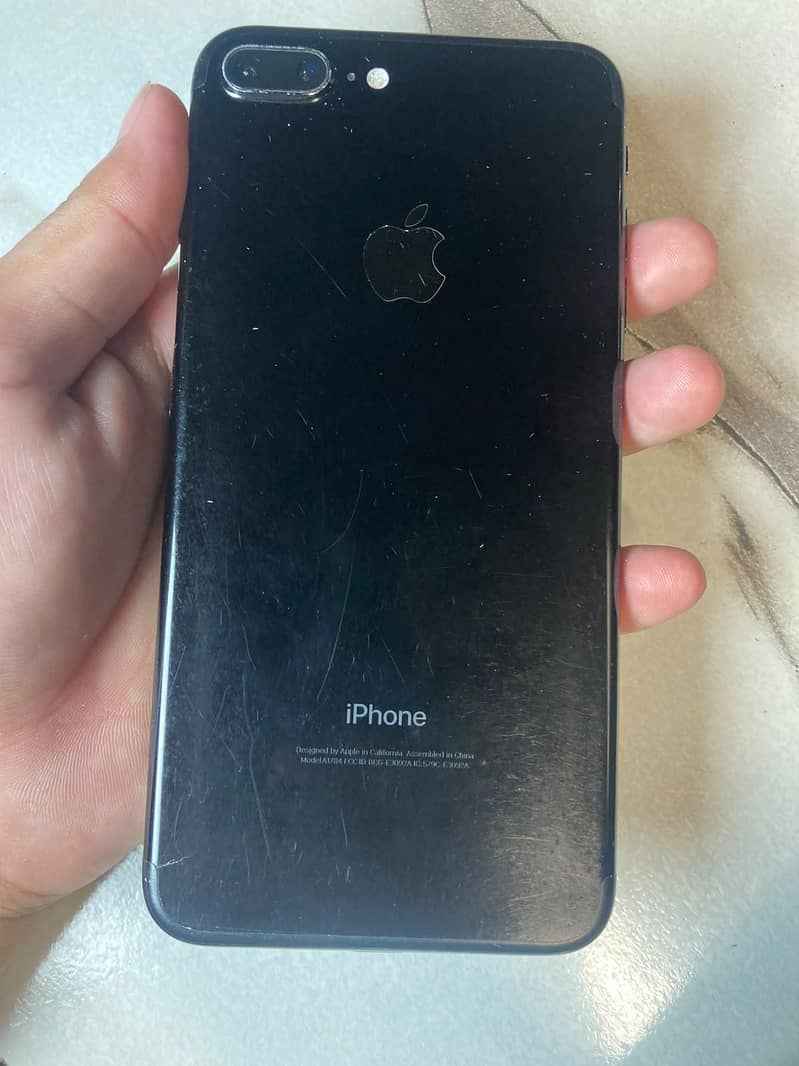 Apple iPhone 7 Plus 0