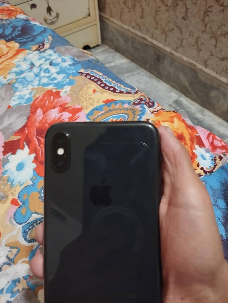 Apple iPhone X 0