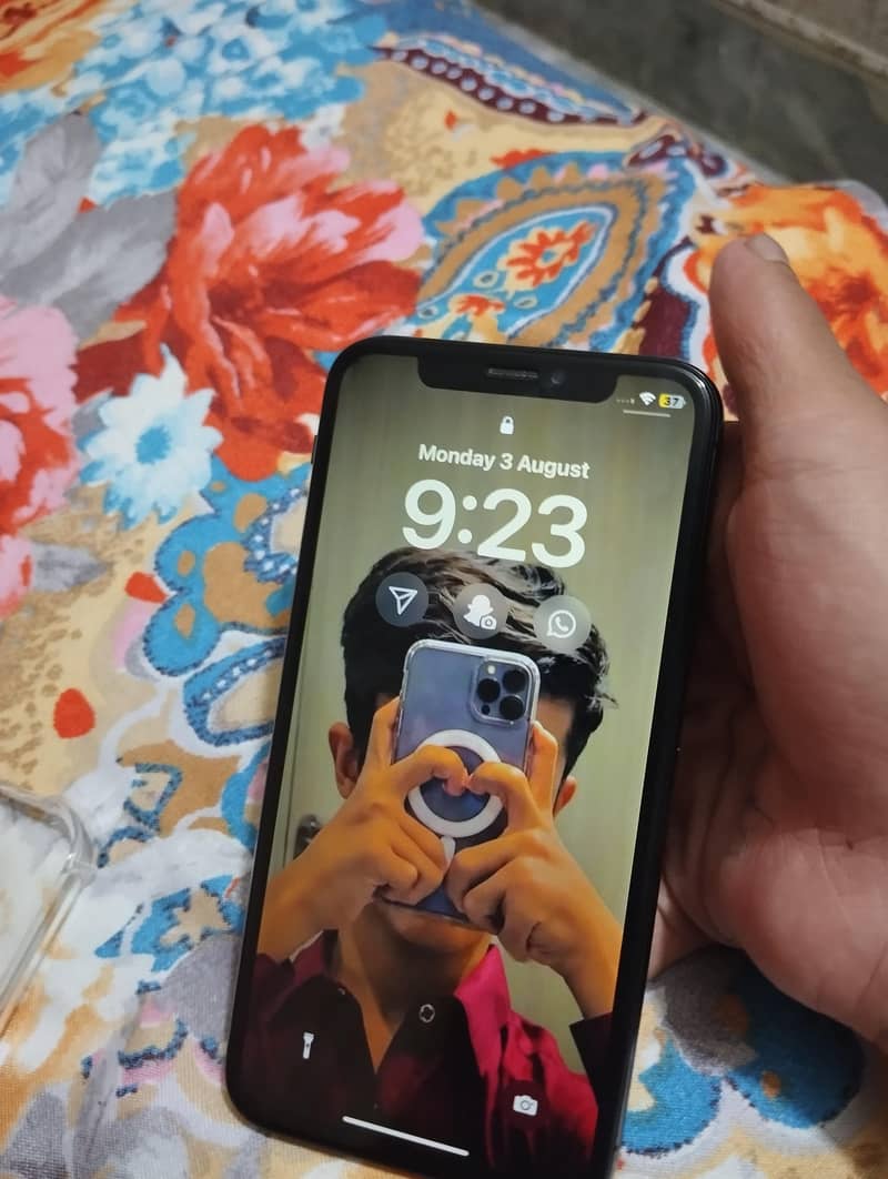 Apple iPhone X 2