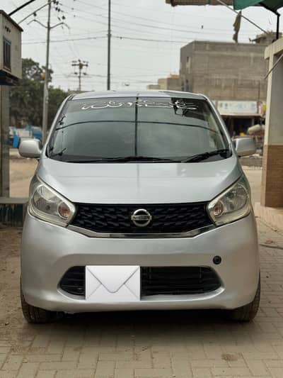 Nissan Dayz J Bolero