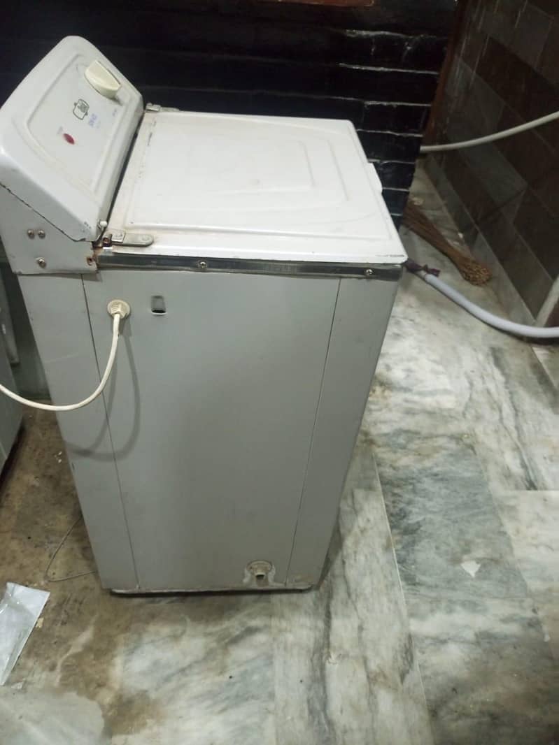 Dryer machine 1