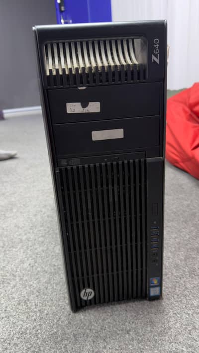 HP Z640 Professional Workstation / Server