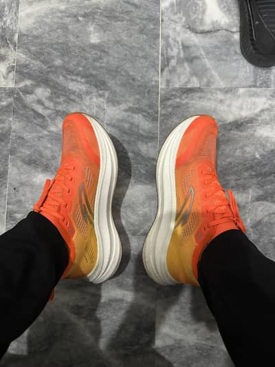 Anta Super Trainer