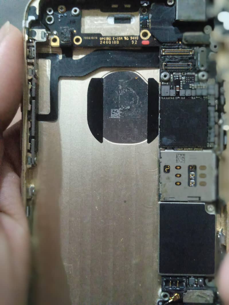 Apple iPhone 6S 2