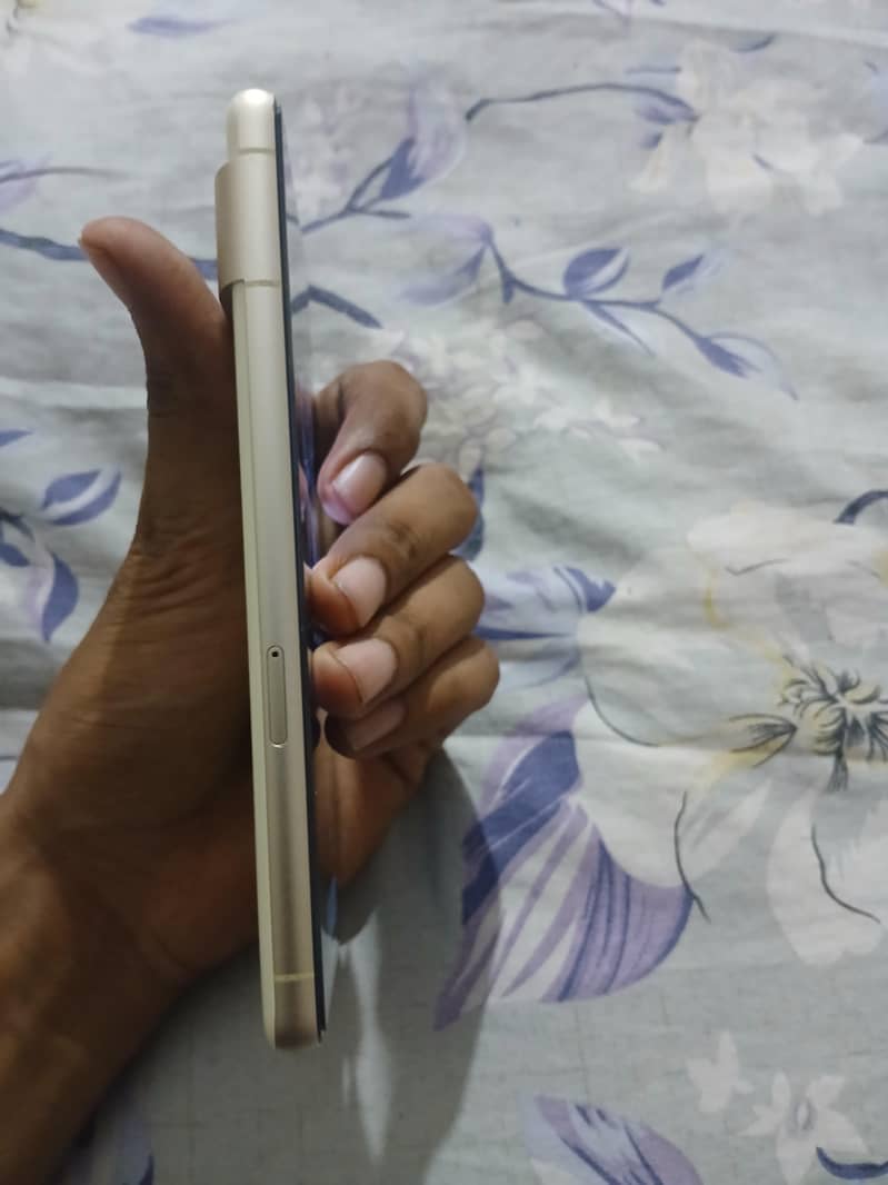 Google Pixel 7 3