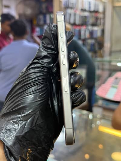 Apple iPhone 15 Pro