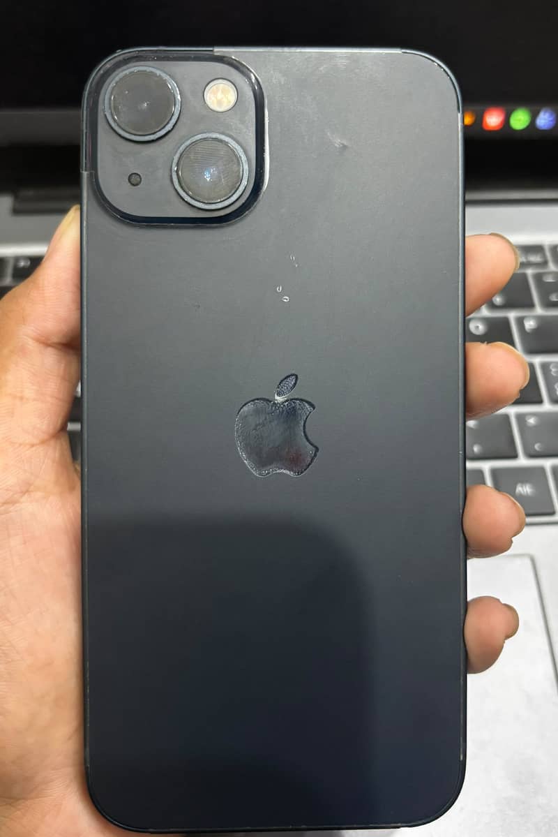 Apple iPhone 13 0