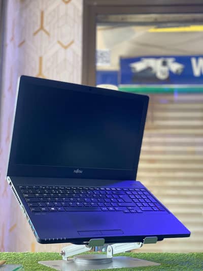 Fujitsu lifebook A557 core i5 7th Gen 8/256 GB SSD laptop