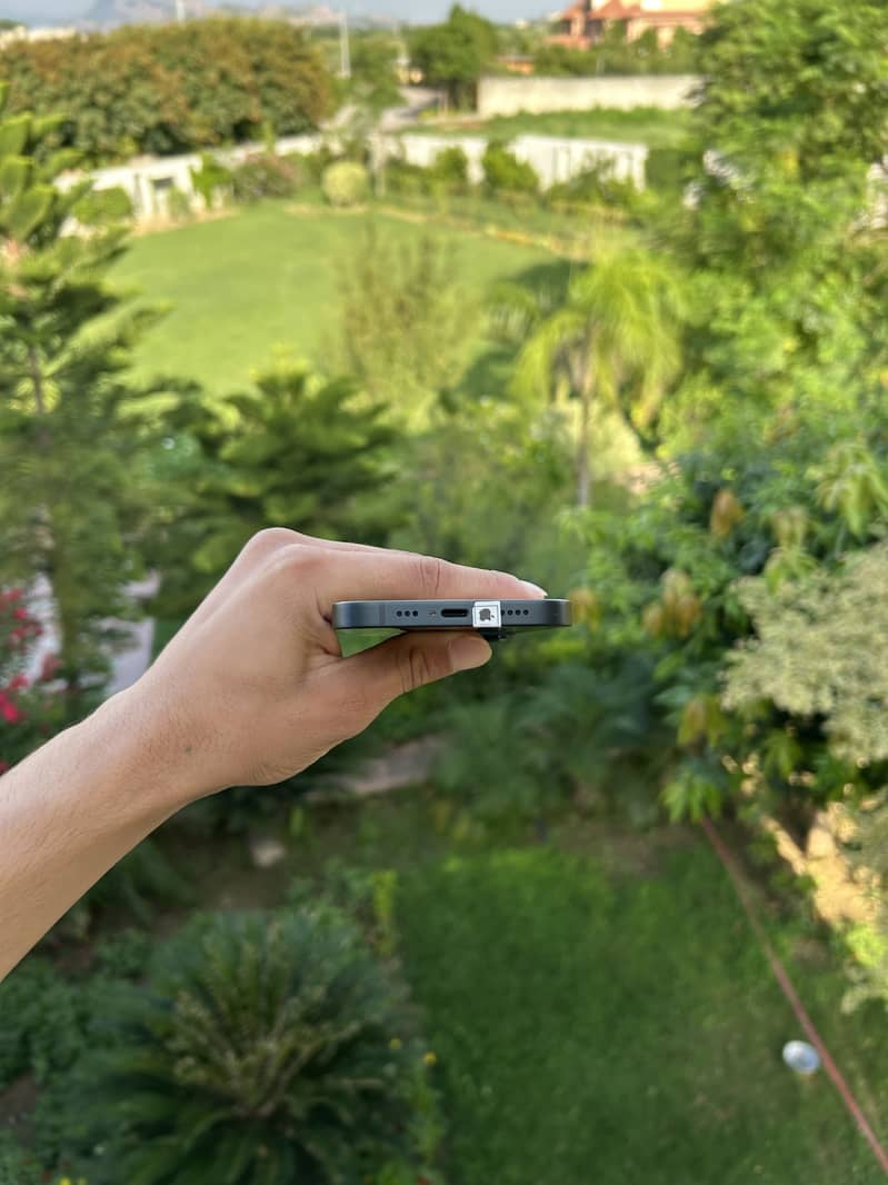 Apple iPhone 14 2