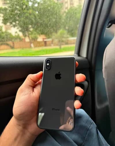 iPhone X ( Non PTA ) All okay. . . .