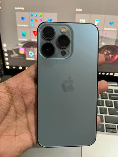 Apple iPhone 13 Pro