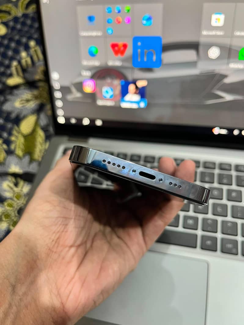 Apple iPhone 13 Pro 5