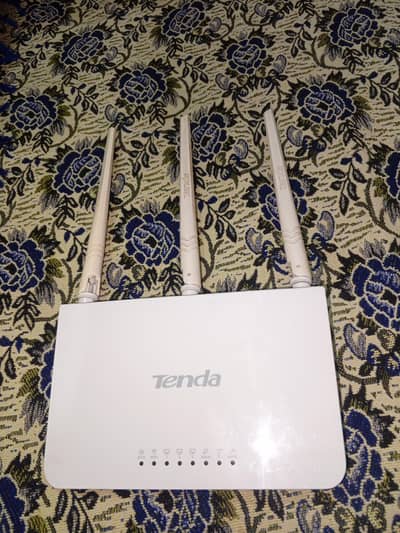 tenda router