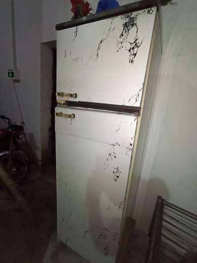 Fridge for sale good condition